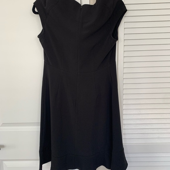 LBD from Banana Republic - Picture 2 of 2